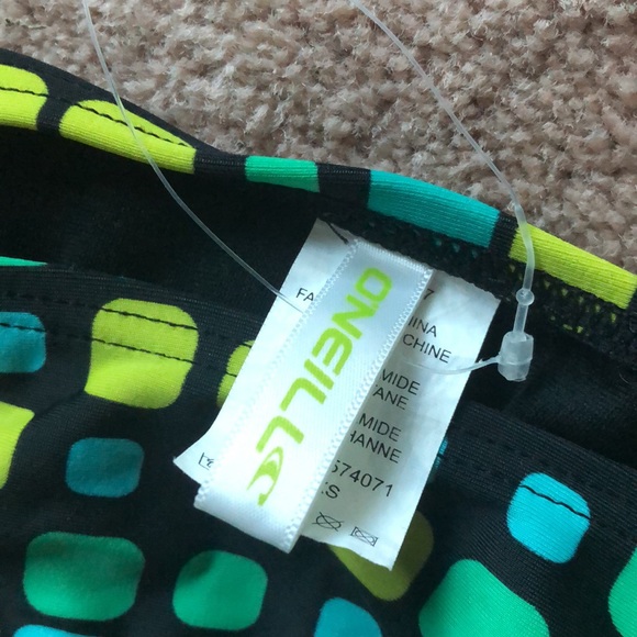 (4 for $20) O’Neill Bikini Bottoms XS - Picture 2 of 5